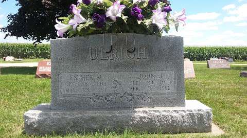 Roanoke Mennonite Cemetery